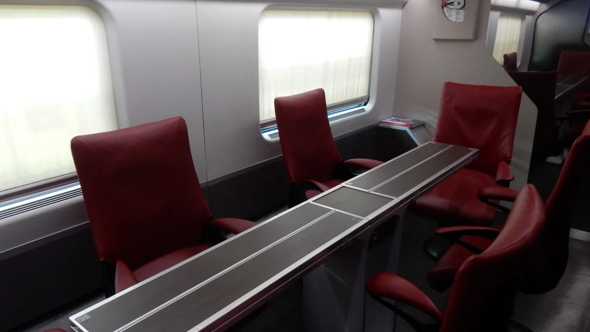 Frecciarossa Executive class coach with wide leather armchairs